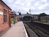 Wikipedia - Hall Road railway station
