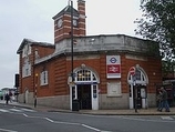 Wikipedia - Harrow & Wealdstone railway station