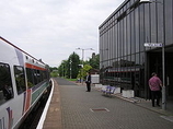 Wikipedia - Larbert railway station