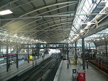 Wikipedia - Leeds railway station