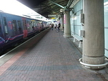 Wikipedia - Manchester Airport railway station