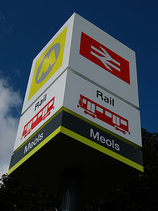 Wikipedia - Meols railway station