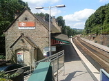 Wikipedia - New Mills Central railway station