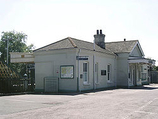 Wikipedia - Pevensey & Westham railway station