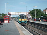 Wikipedia - Pontefract Monkhill railway station