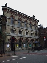 Wikipedia - Battersea Park railway station