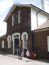 Wikipedia - Rowlands Castle railway station