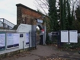 Wikipedia - St Johns railway station