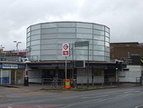 Wikipedia - South Ruislip railway station