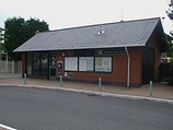Wikipedia - Tattenham Corner railway station