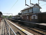 Wikipedia - Thorpe-le-Soken railway station