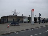 Wikipedia - Twickenham railway station