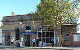 Wikipedia - West Brompton railway station