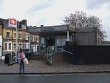 Wikipedia - West Norwood railway station