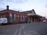 Wikipedia - Worthing railway station