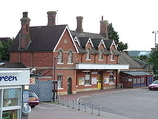 Wikipedia - Borough Green & Wrotham railway station