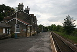 Wikipedia - Castleton Moor railway station