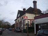 Wikipedia - Chipstead railway station