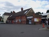Wikipedia - Cobham & Stoke d'Abernon railway station