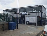 Wikipedia - Elmers End railway station