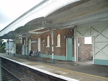 Wikipedia - Emsworth railway station